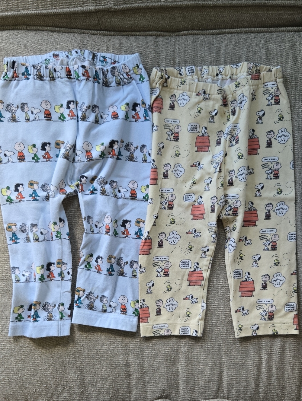 Uniqlo 3-4Y | Peanuts Kids Knee-length Leggings in Light Blue & Cream